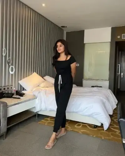 Call Girls Munsiari Cash On Delivery